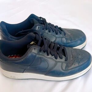 Men's Navy Blue Nike Air Force 1 Sneakers